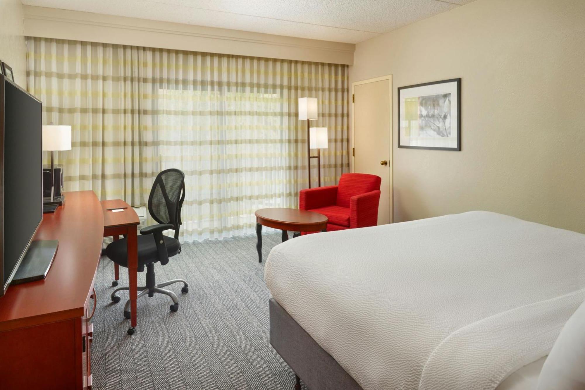 Courtyard By Marriott Baton Rouge Acadian Centre/Lsu Area Hotel Exterior photo
