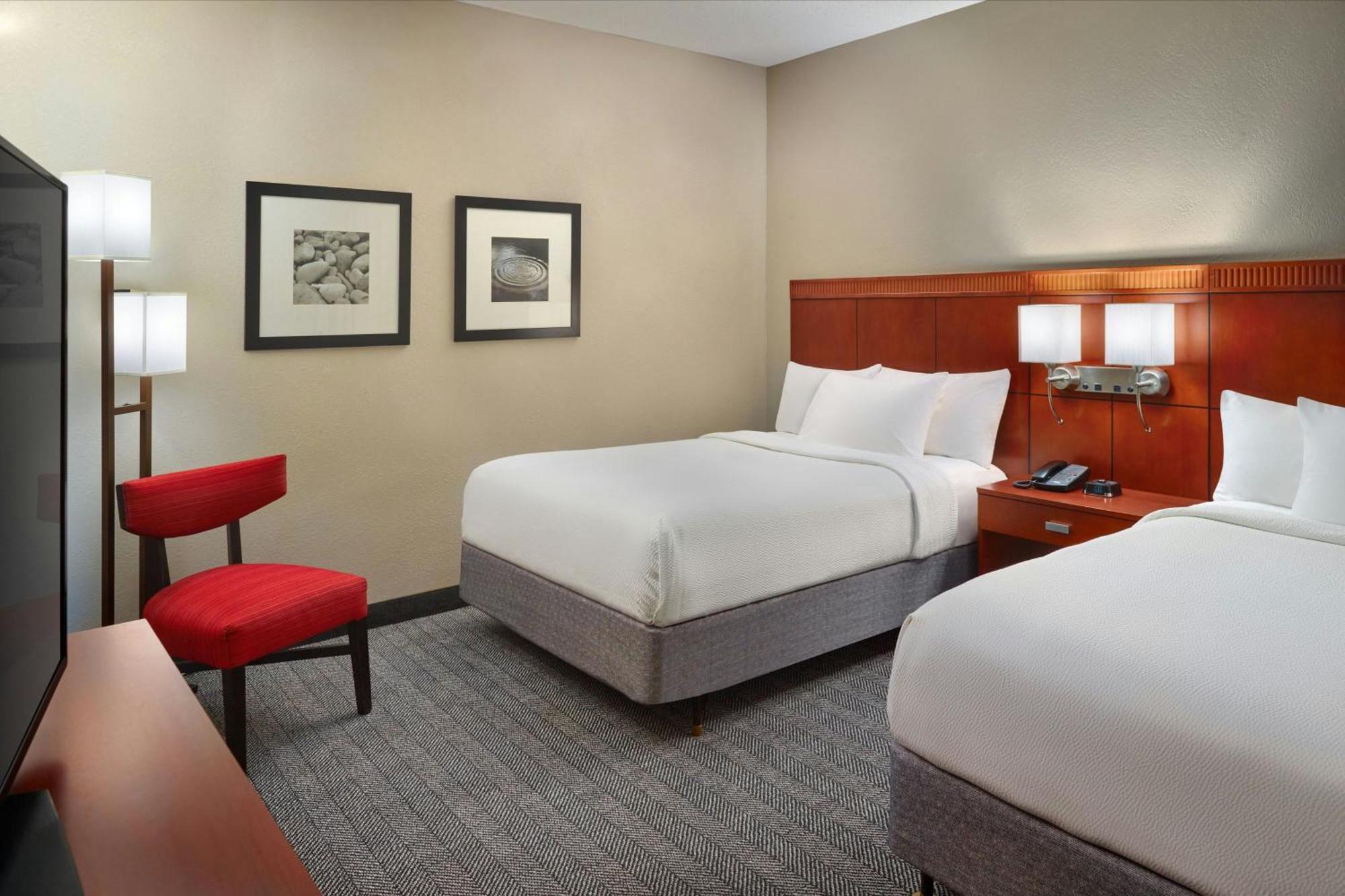 Courtyard By Marriott Baton Rouge Acadian Centre/Lsu Area Hotel Exterior photo
